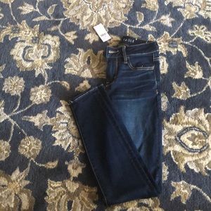 Women’s Dark Rinse Jeans
